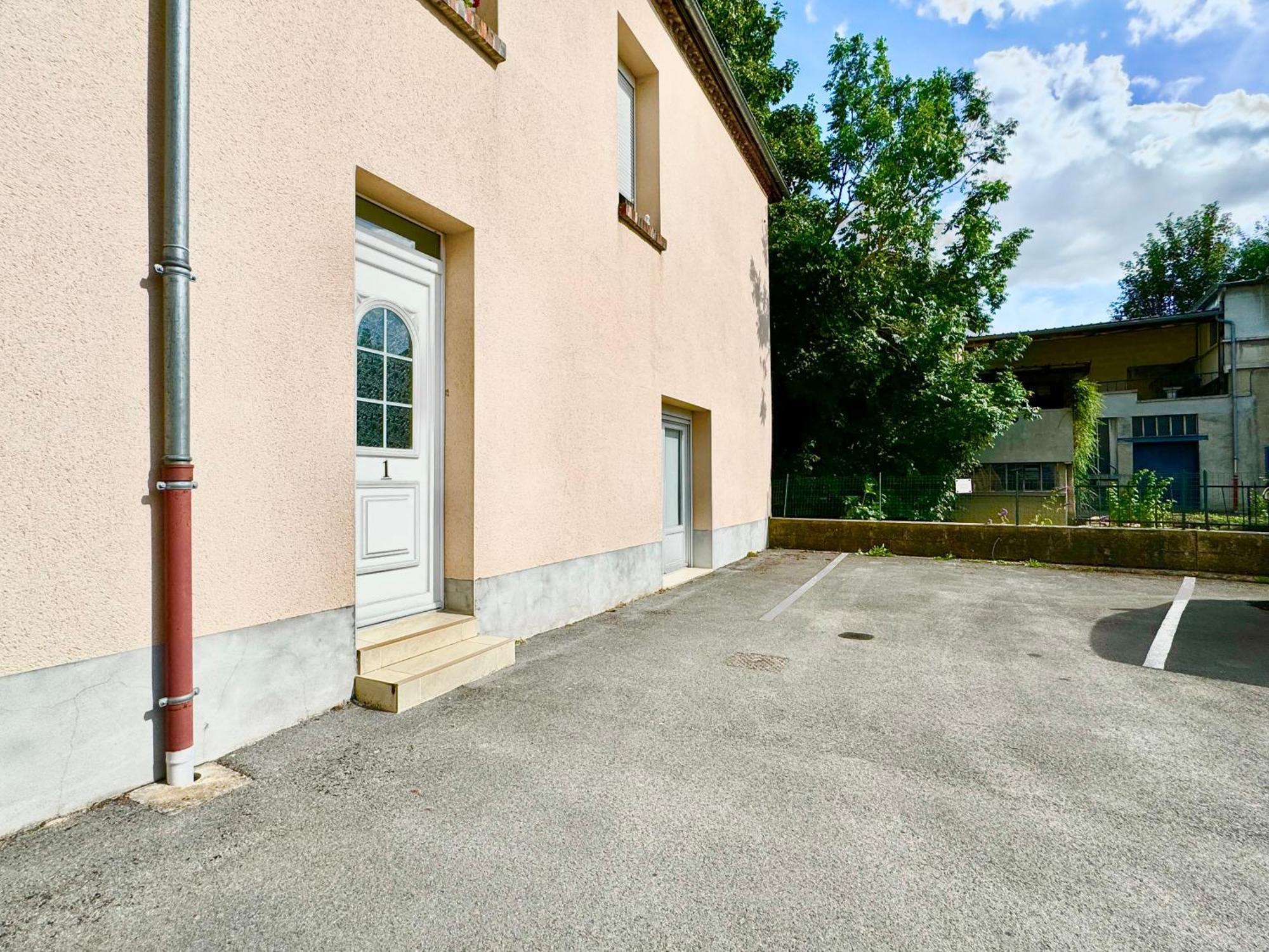 Le Cubry : Appart Hyper-Centre Avec Une Place De Parking Epernay Exterior photo